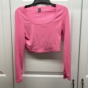 SHEIN | Pink Scoop Neck Long Sleeve Crop  - Small